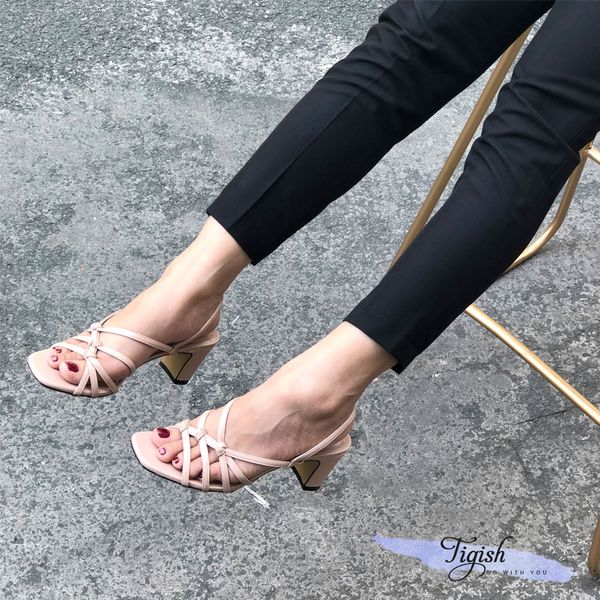 giày sandal nữ kiểu mới cực xinh