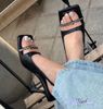 Sandal 7p gót vuông nhỏ mũi vuông quai ngang phối xích - MS: S7-26026