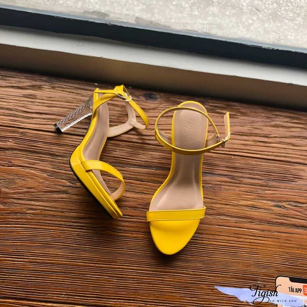 Giày sandal 8p nữ cực xinh 