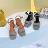 Sandal 9p gót vuông lớn mũi vuông quai ngang khuyết giữa -MS: S9-72003
