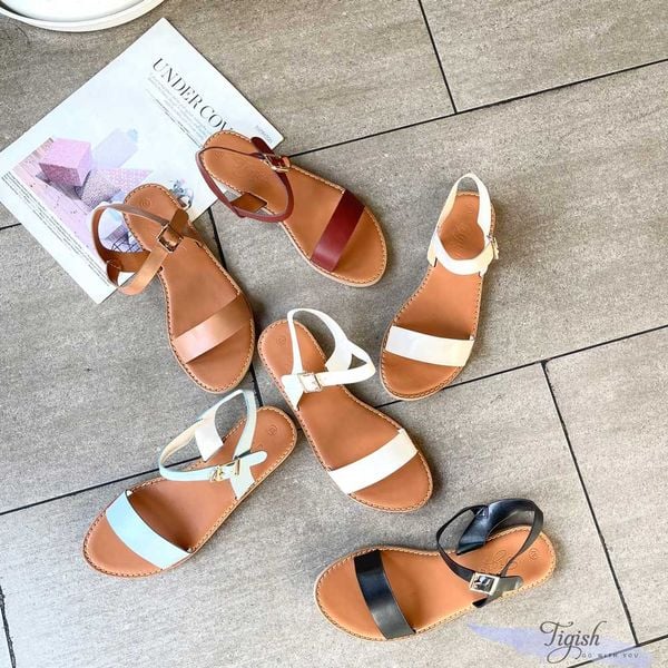 Sandal xẹp nữ