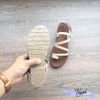 Sandal xỏ ngón chữ M