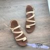 Sandal xỏ ngón chữ M