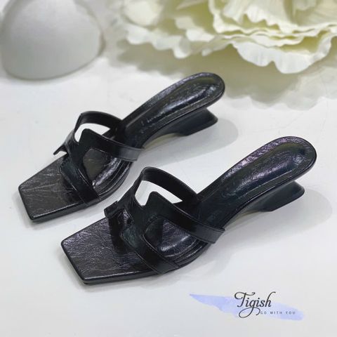  Xuồng 5p mũi vuông quai chữ H - MS: X5-23009 