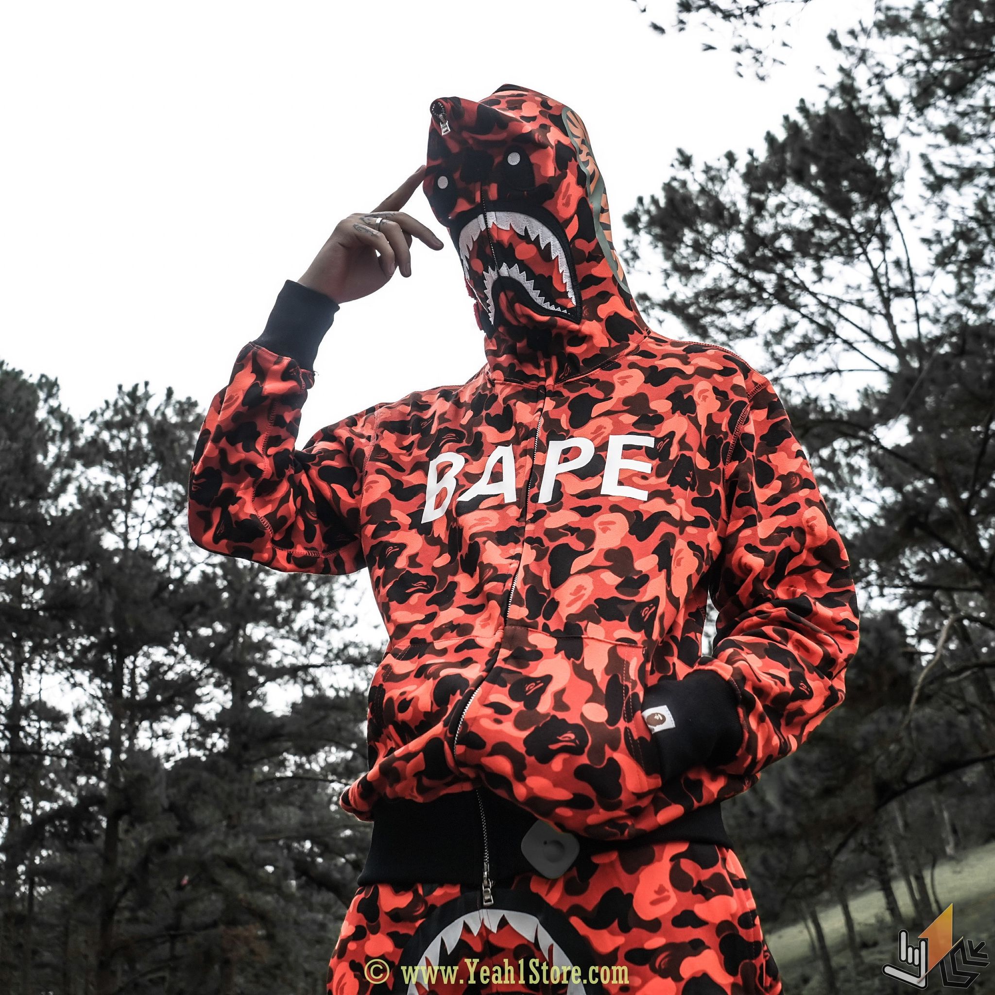 BAPE XO CAMO SHARK PULLOVER HOODIE