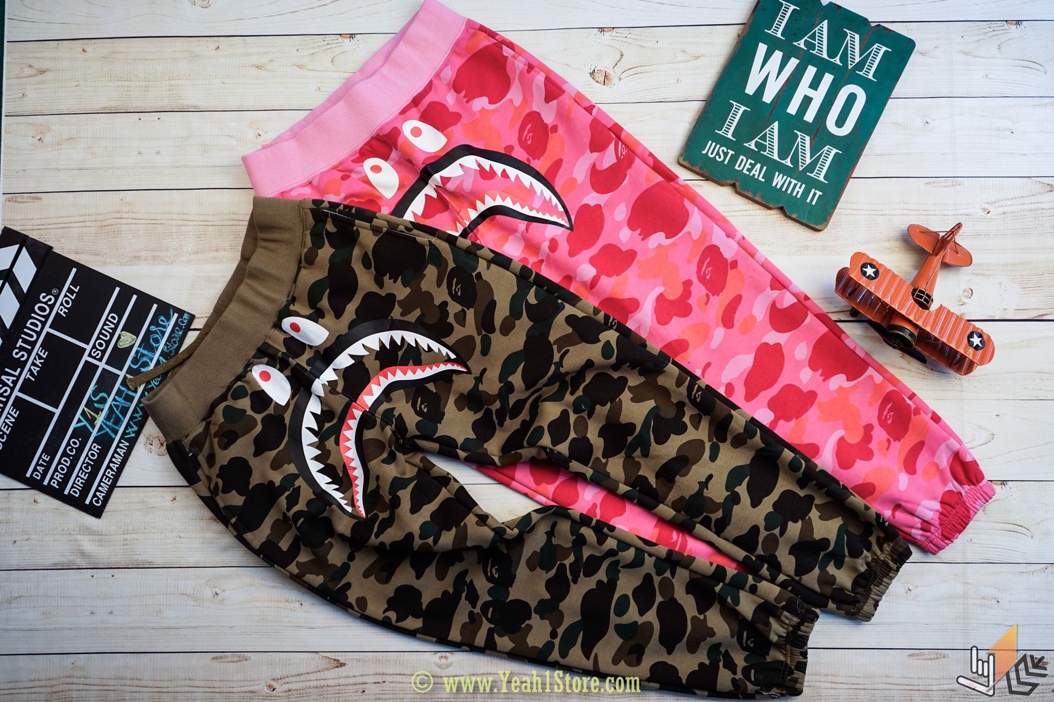 COLOR CAMO SHARK SLIM SWEAT PANTS