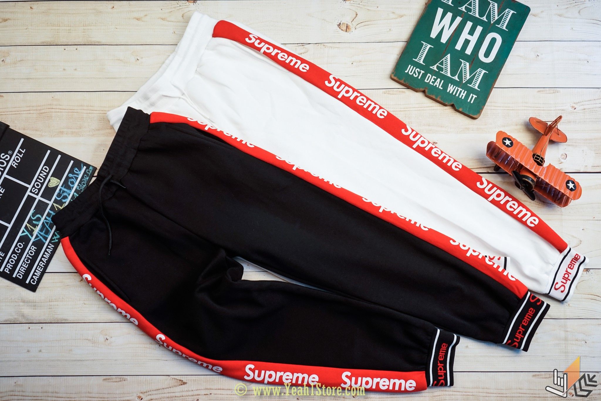 Quần Jogger Supreme Chữ Bên Hông Bo Thun