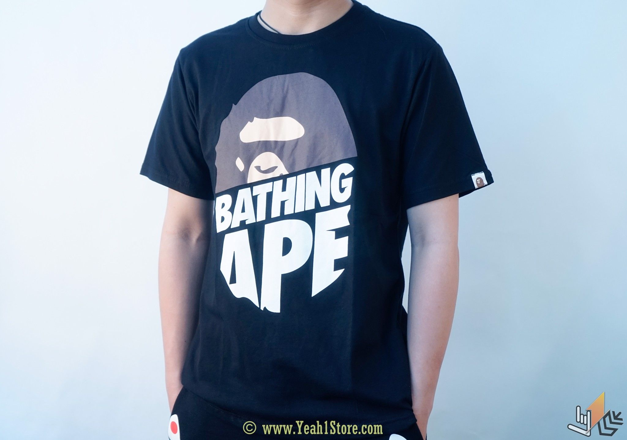 Bape Peek Big Ape Head Tee Black / Red