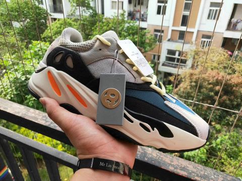  [OG Version] - Yeezy Boost 700 Wave Runner Solid Grey - B75571 