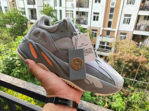  [OG Version] - Yeezy Boost 700 Inertia - EG7597 