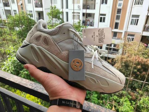  [OG Version] - Yeezy Boost 700 Salt - EG7487 