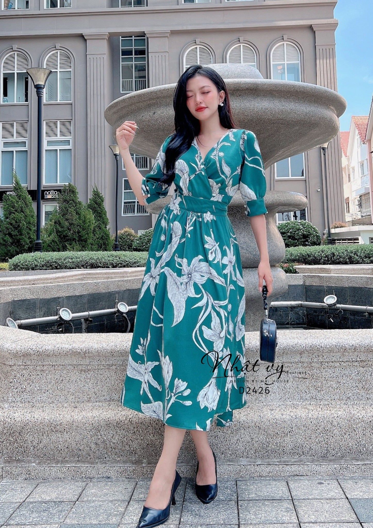  Đầm cổ V tà rời dáng đắp chéo tay lửng - D2426 