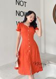  Đầm ôm dáng xoè cổ V cách điệu đính cúc giả - D2520 