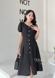 Đầm ôm dáng xoè cổ V cách điệu đính cúc giả - D2520 