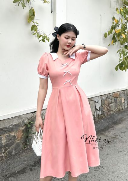  Đầm tiểu thư cổ tim phối bèo đính nơ ngực - D2579 