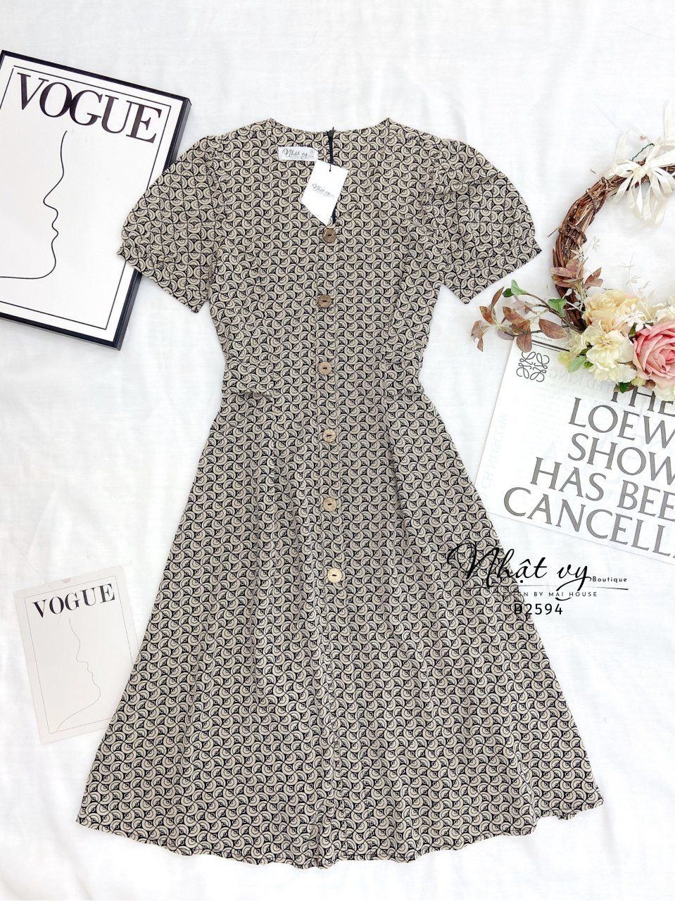  Đầm hoạ tiết chít ben cổ tim thắt dây eo - D2594 