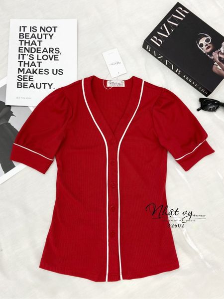  Áo thun cổ tim phối viền trắng - D2602 