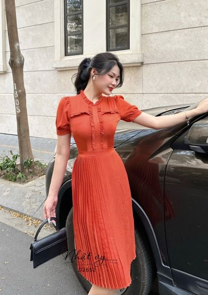  Đầm dập ly dáng ôm ngực viền bèo cách điệu - D2652 