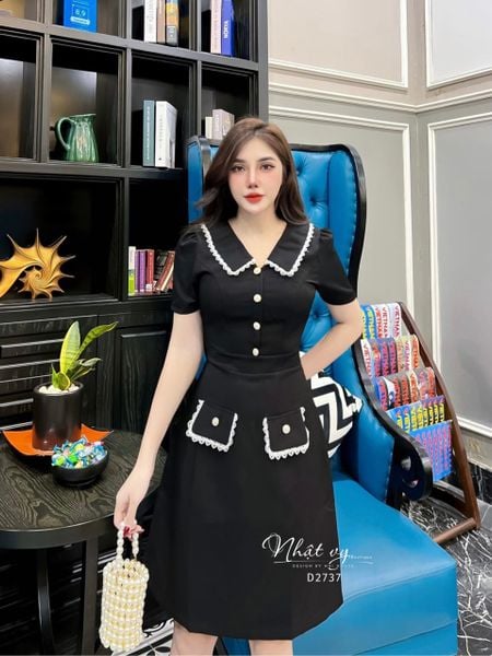  Đầm xốp cổ V viền ren đính cúc bọc - D2737 