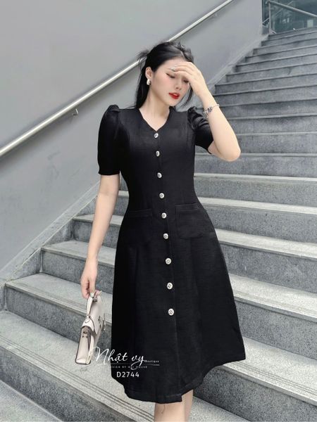  Đầm cổ tim cài cúc tay phồng - D2744 