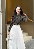  Áo sơ mi hoạ tiết tay dài form dáng suông - D3192 