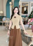  Set áo thun cổ bèo cài hoa kèm chân váy dáng dài - D3227 
