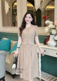  Set áo cổ tròn cài nút bọc phối chân váy dáng dài - D3248 