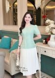  Áo peplum cổ tròn đính nút bọc - D3261 