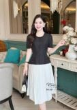  Áo peplum cổ tròn đính nút bọc - D3261 