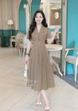  Đầm xốp hoa cổ V xếp ly đính nút bọc - D3273 