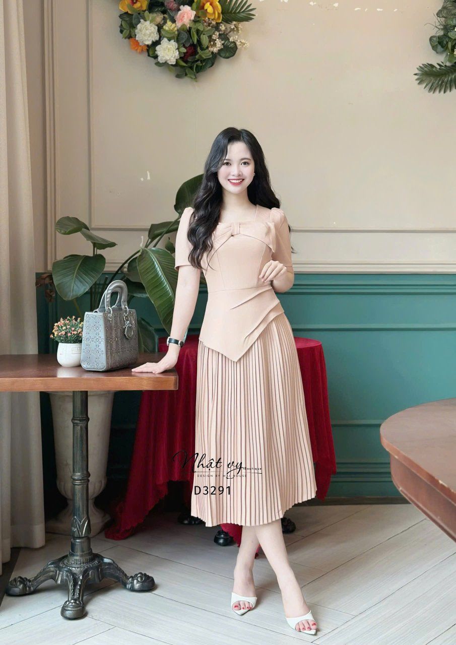  Đầm xếp ly cổ vuông đính nơ cách điệu - D3291 