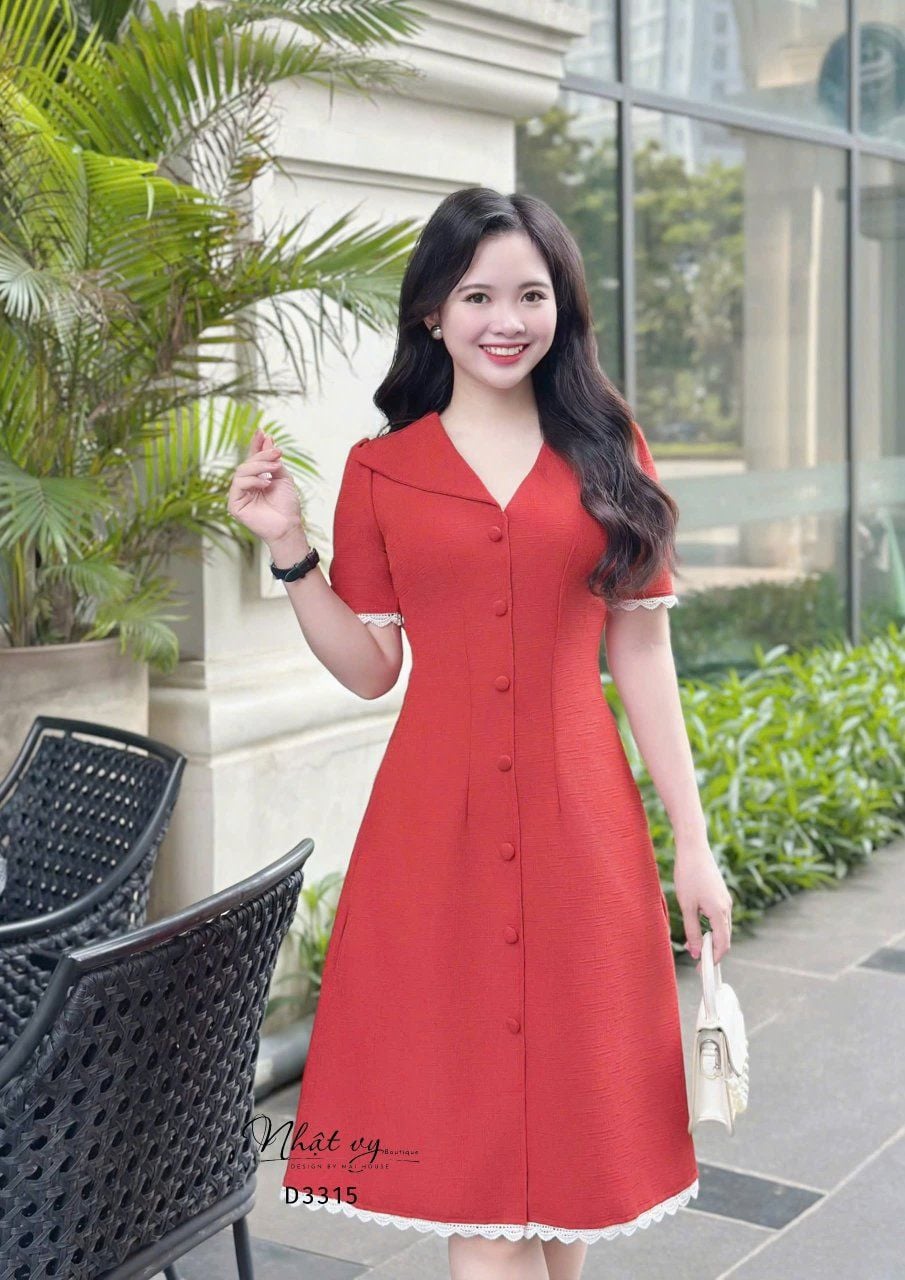  Đầm cổ V nút bọc form dáng xoè đính ren - D3315 