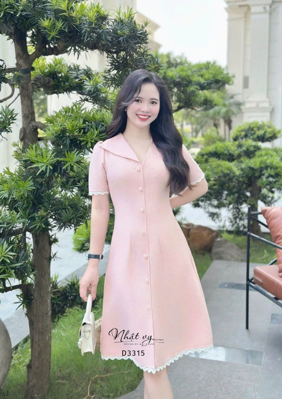 Đầm cổ V nút bọc form dáng xoè đính ren - D3315 