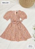  Đầm bé hoa nhí cổ đắp chéo kèo dây - M44 