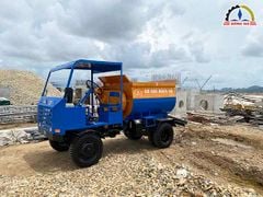 Máy trộn bê tông tự hành bồn ngang Hồng Hà 12 bao