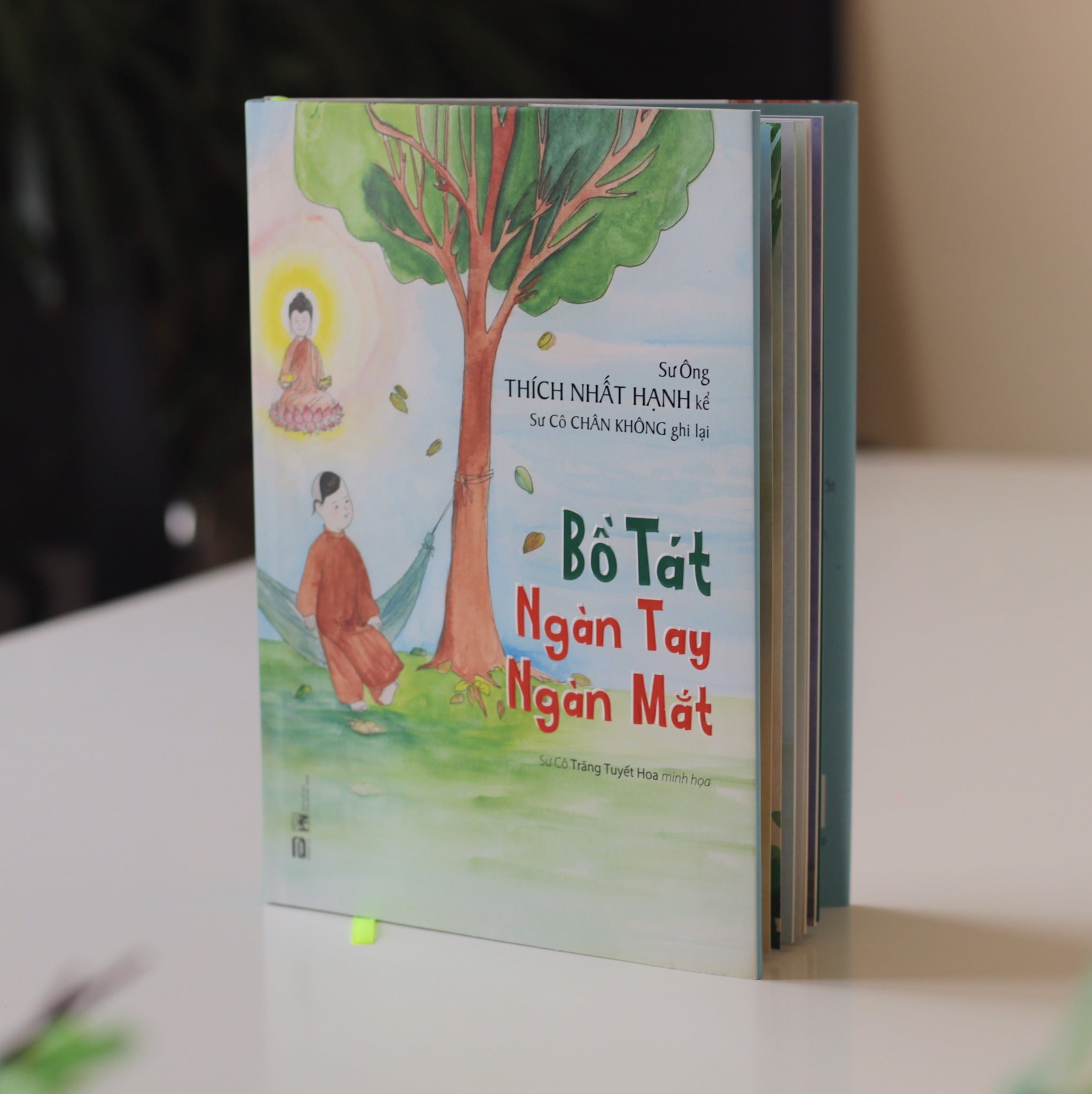 BỒ TÁT NGÀN TAY NGÀN MẮT - Thiền sư THÍCH NHẤT HẠNH