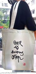 TÚI VẢI CANVAS THƯ PHÁP - PEACE IS EVERY STEP