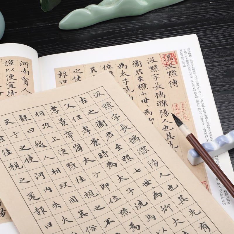 Giấy xuyến chỉ màu cổ, giấy viết chữ tiểu khải