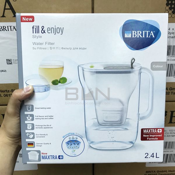 Bình lọc nước BRITA Style Grey 2.4L (có sẵn 1 lõi lọc Maxtra+ & SmartLight) - Sản xuất tại Đức