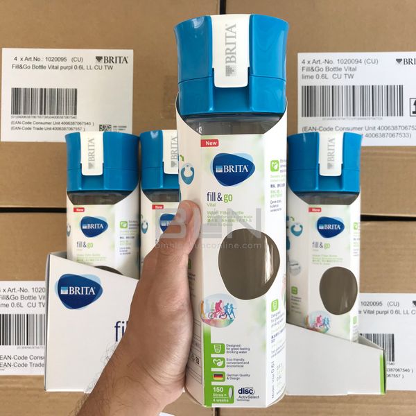 Bình lọc nước BRITA Vital Blue 600ml (có sẵn 1 đĩa lọc MicroDisc) - Thương hiệu Đức