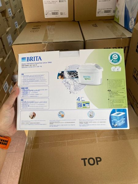 Bình lọc nước BRITA Flow 8.2L (có sẵn 1 lõi lọc Maxtra Pro 150L)