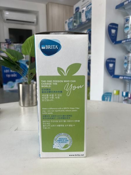 Bình lọc nước BRITA Marella Cool Blue 2.4L (có sẵn 1 lõi lọc Maxtra Plus) - Sản xuất tại Đức