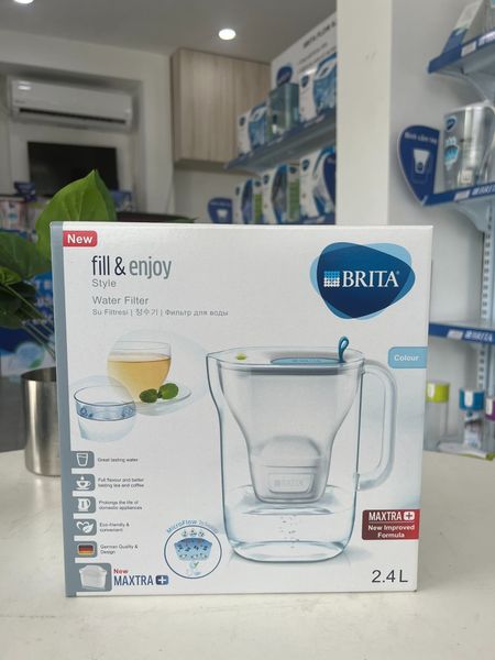 Bình lọc nước BRITA Style Blue 2.4L (có sẵn 1 lõi lọc Maxtra Pro & SmartLight) - No box