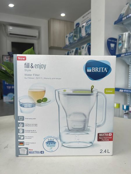 Bình lọc nước BRITA Style Lime 2.4L (có sẵn 1 lõi lọc Maxtra Pro & SmartLight) - No box