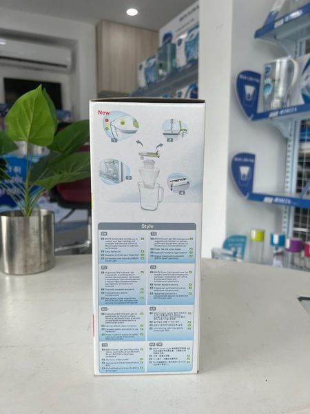 Bình lọc nước BRITA Style Lime 2.4L (có sẵn 1 lõi lọc Maxtra Pro & SmartLight) - No box