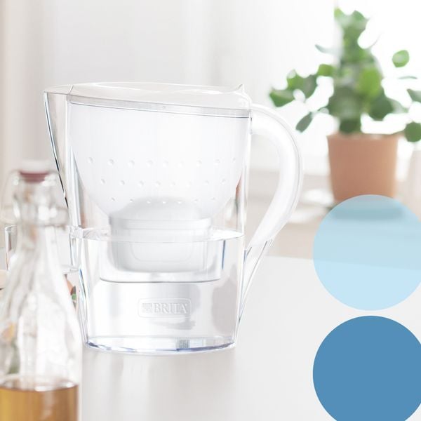 Bình lọc nước Brita Marella Cool White (có sẵn 1 lõi lọc Maxtra Pro 150L)