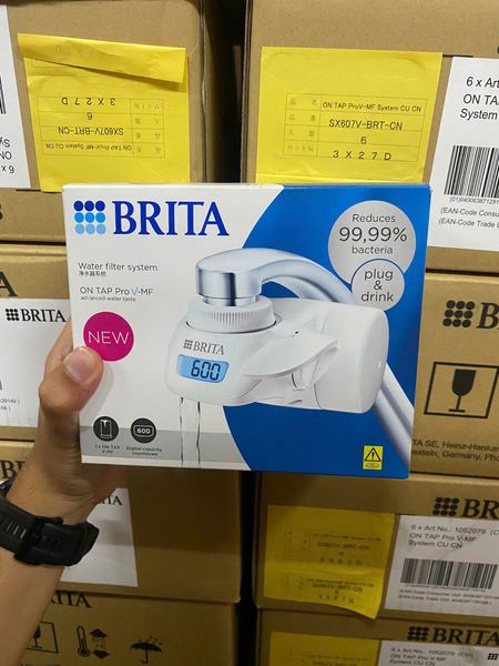 Thiết bị lọc nước tại vòi BRITA On Tap Pro (có sẵn 1 lõi lọc On Tap VM-F cao cấp) - Sản xuất tại Nhật Bản