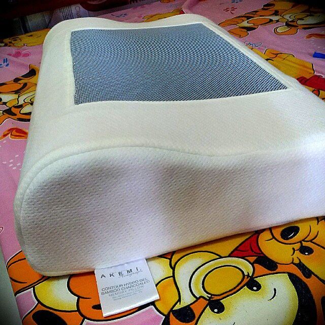 Gối chống đau vai gáy Akemi Ergonomic – Malaysia