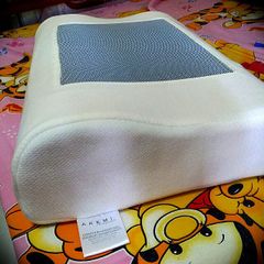 Gối chống đau vai gáy Akemi Ergonomic – Malaysia