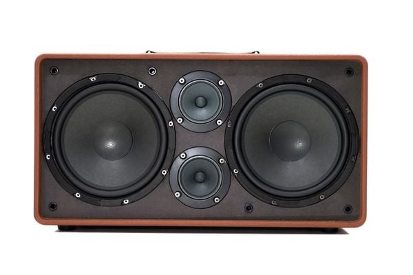 Loa Karaoke Xách Tay iCore S8 Kèm 2 Micro UHF Cao Cấp – Âm Thanh Stereo Cực Hay, Giá Tốt